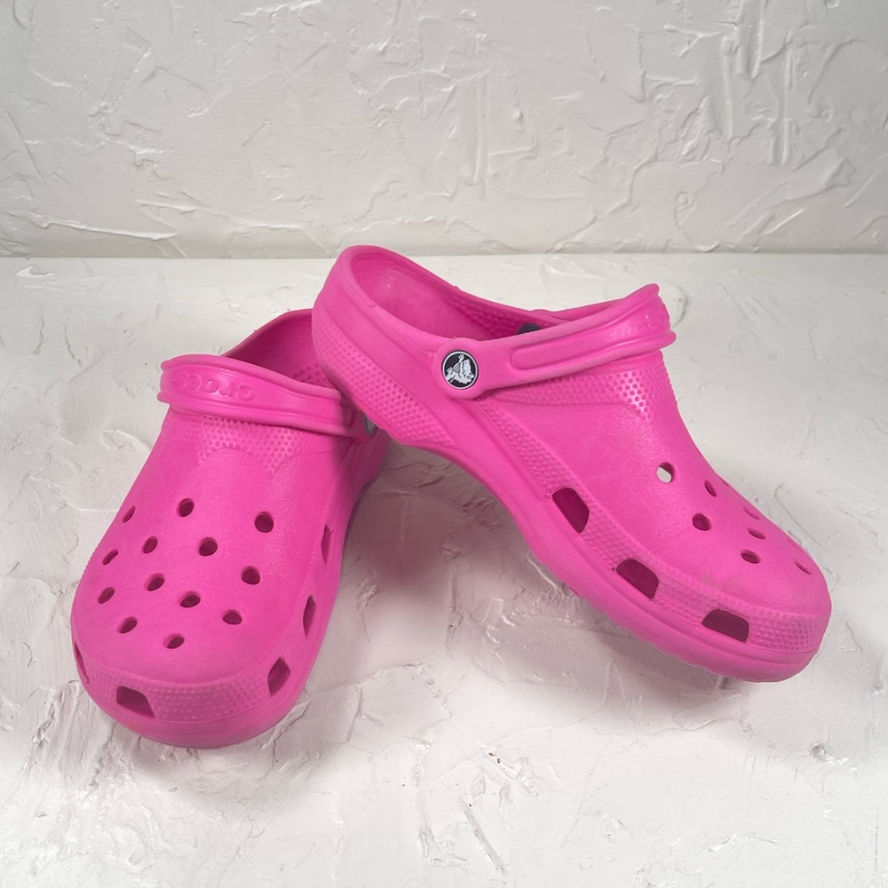 **CROCS Unisex-Adult Pink  Classic Clogs Sandals